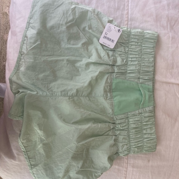 Free people movement athletic shorts - Picture 2 of 3